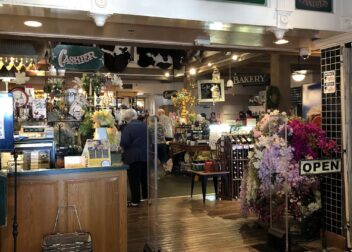 Harris Ranch Restaurant & Country Store