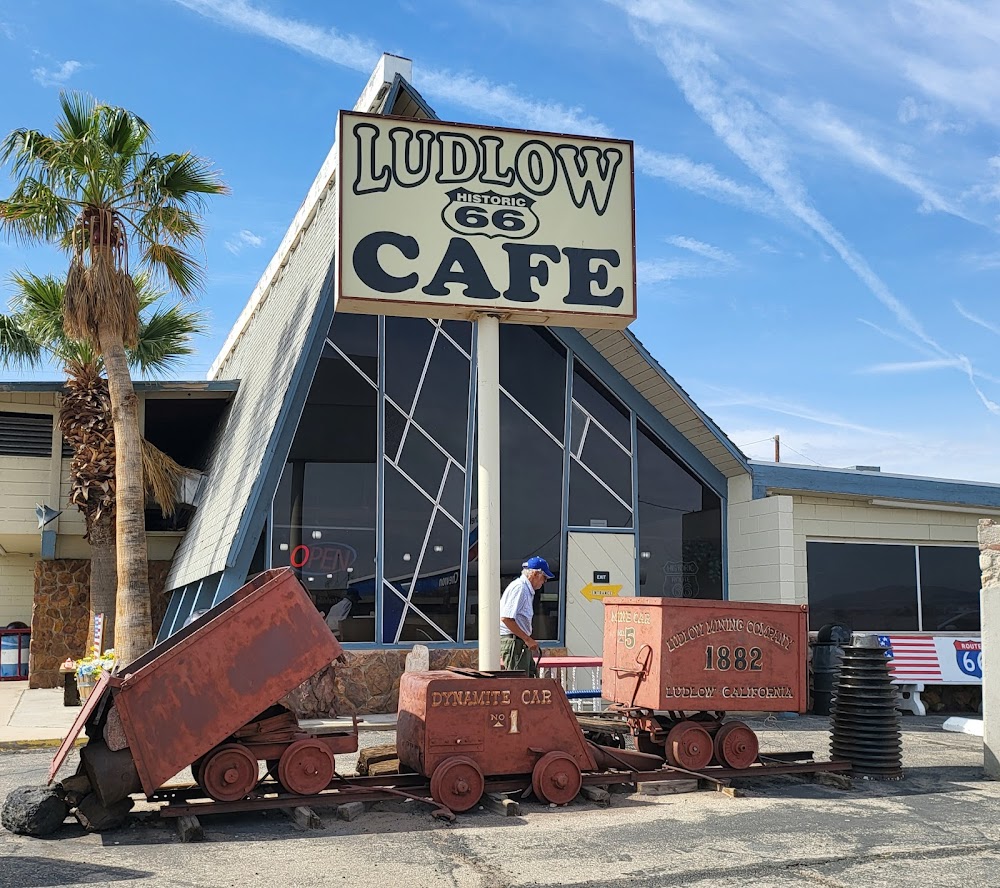4. Ludlow Cafe — Ludlow — verified parking photo