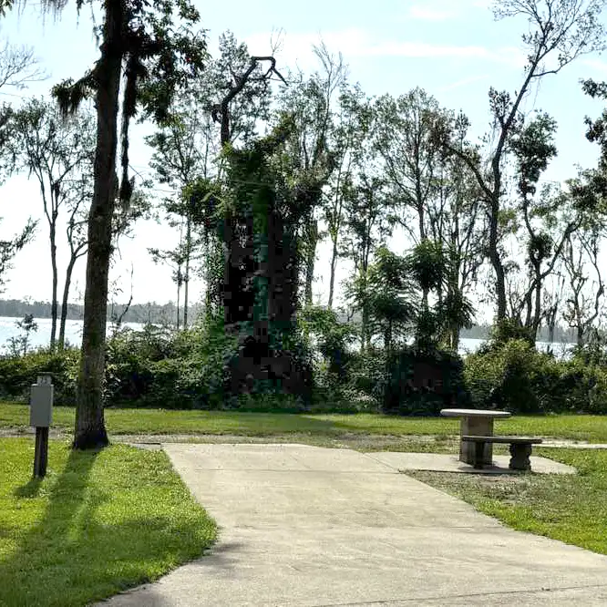 Eagles Roost RV Resort