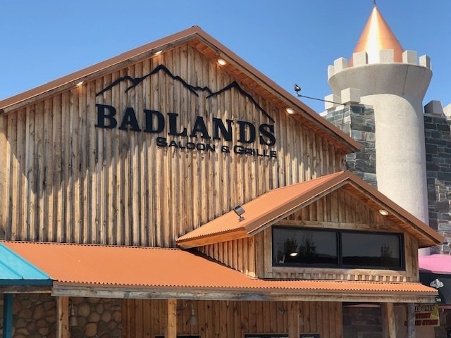 Badlands Saloon & Grille (Wall)